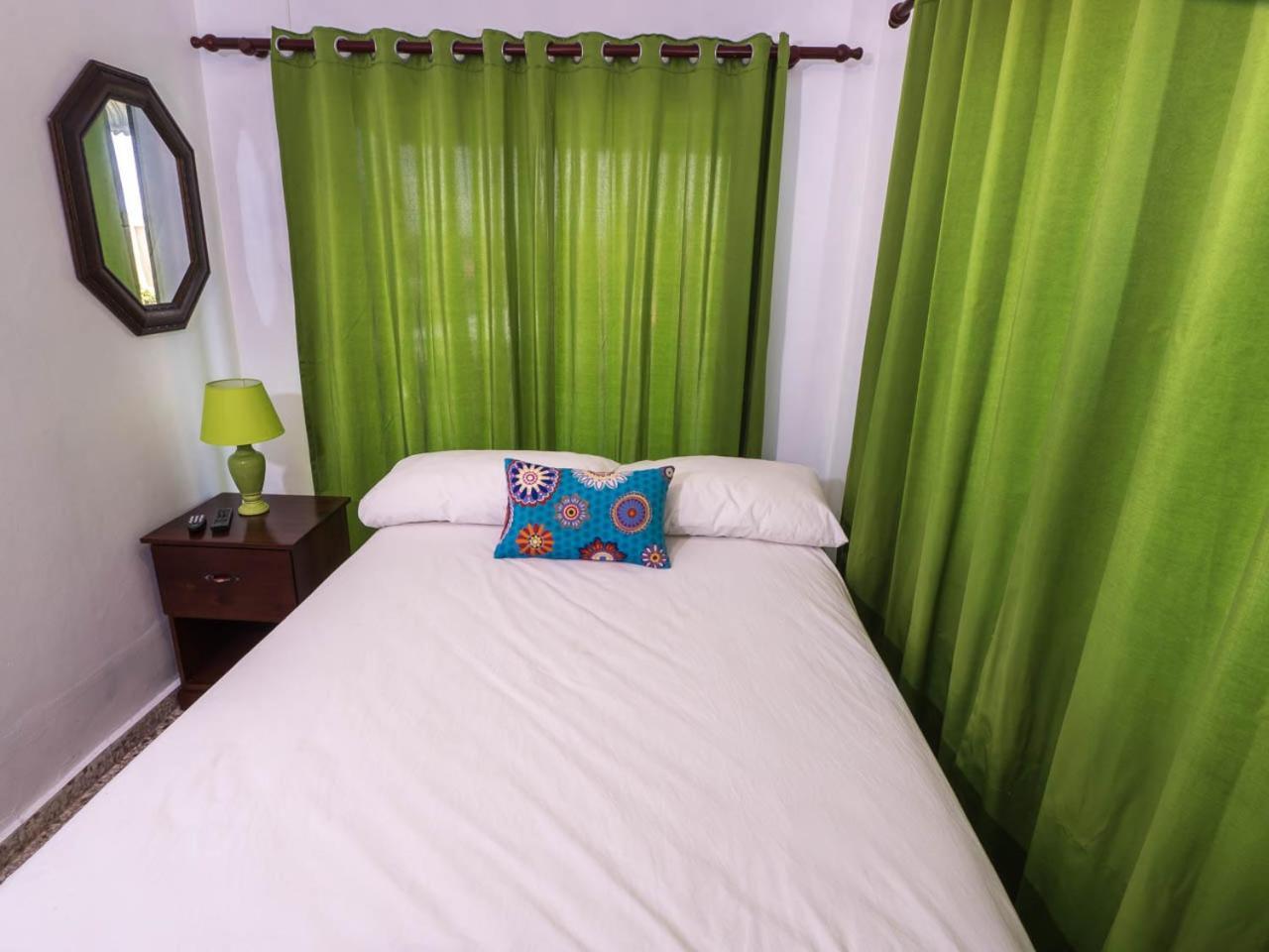 B&M Setup Hotels Los Mameyes  外观 照片